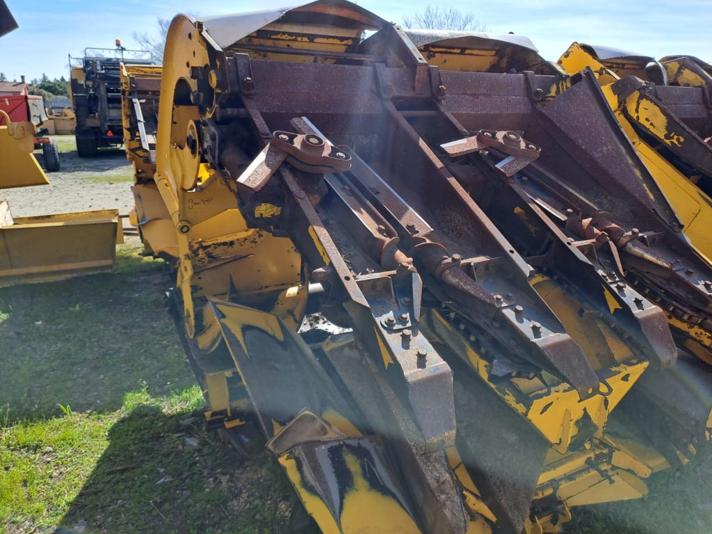 Barra mais New Holland 8 file pieghevole MF843W telaio 843262491