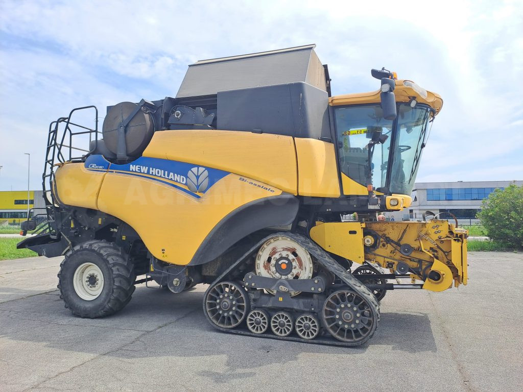 Mietitrebbia New Holland CR8080t telaio 811906002
