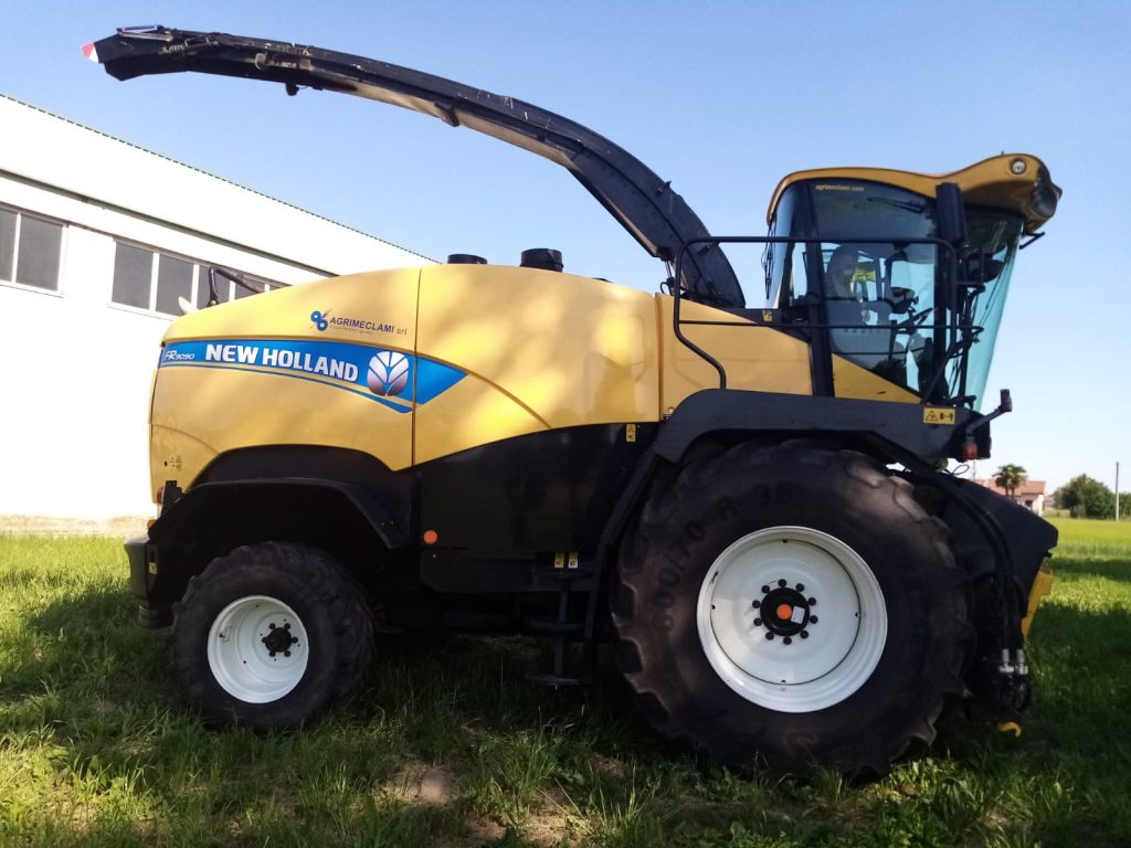 Corn Harvester New Holland FR9090 frame number 555578001