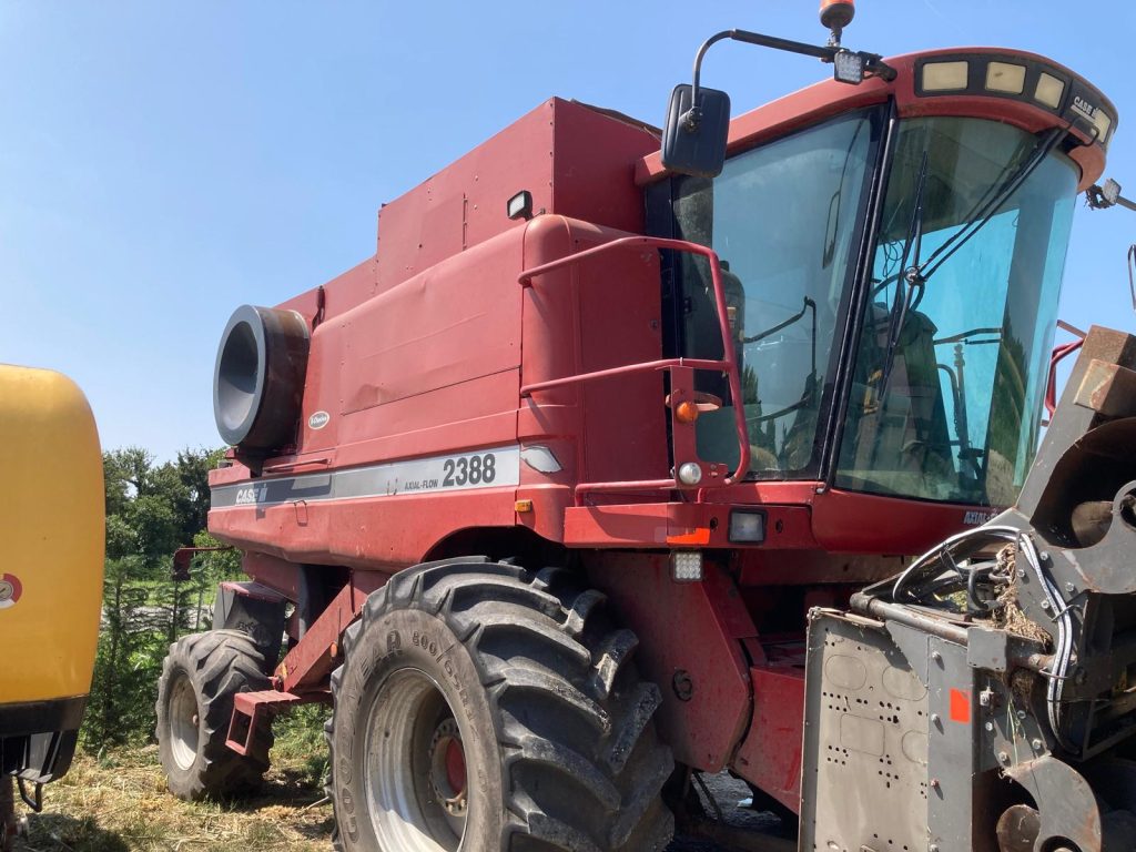 Mietitrebbia CASE 2388E telaio HAJ295515 – Funzionante