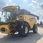 Mietitrebbia New Holland CR7.90 telaio 701962001