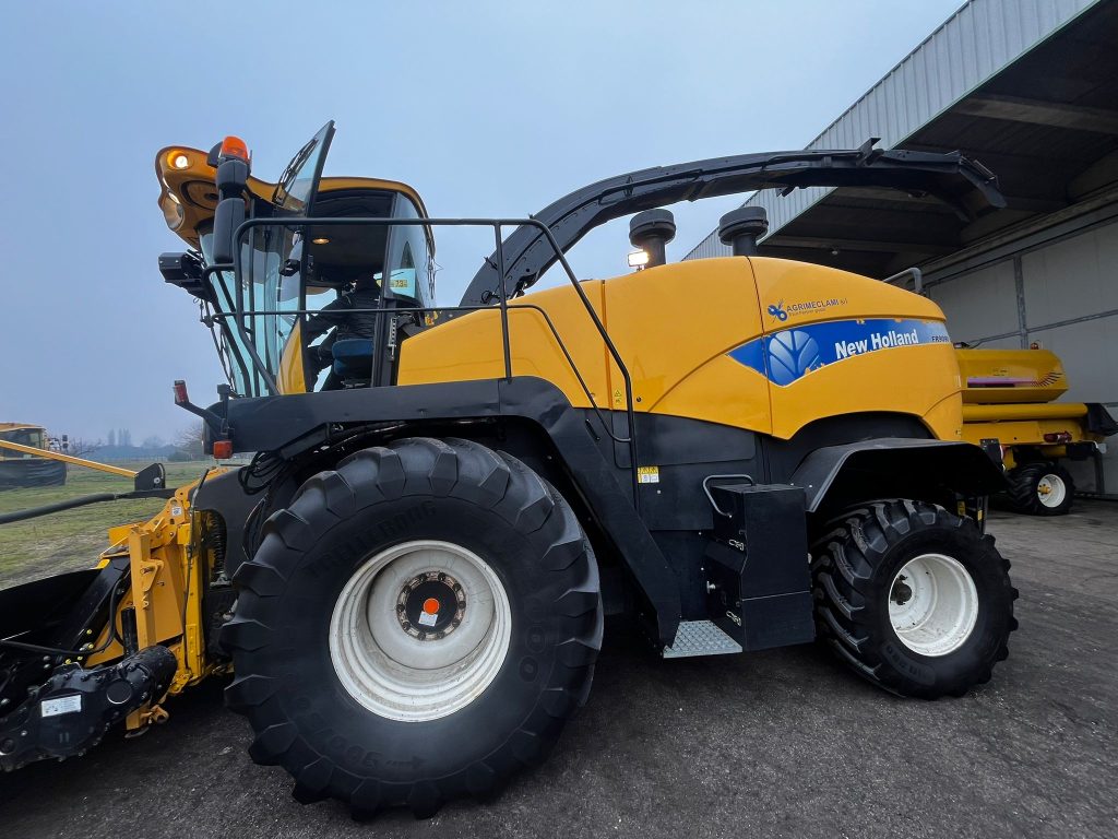 Trincia New Holland FR9090 telaio 555740001 – Revisionata