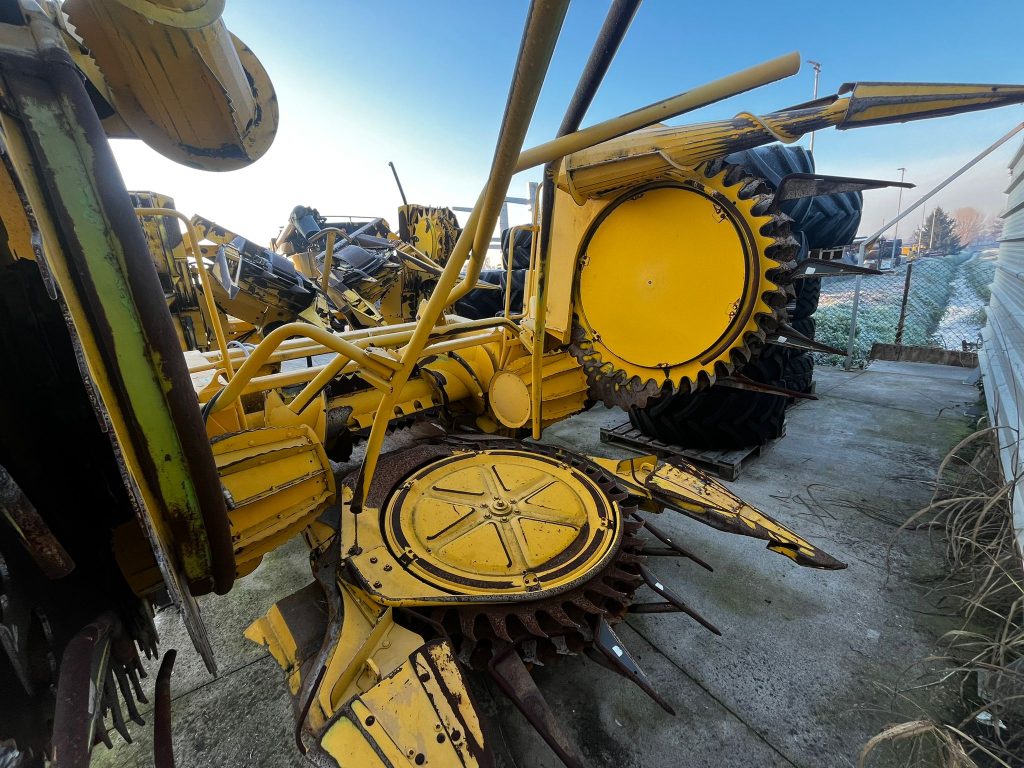 Barra Mais New Holland RI450 6PH telaio 513168178 per trincia FX – Ricontrollata