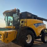 Combine Harvester New Holland CR980 frame number 351512005 – Working – MM