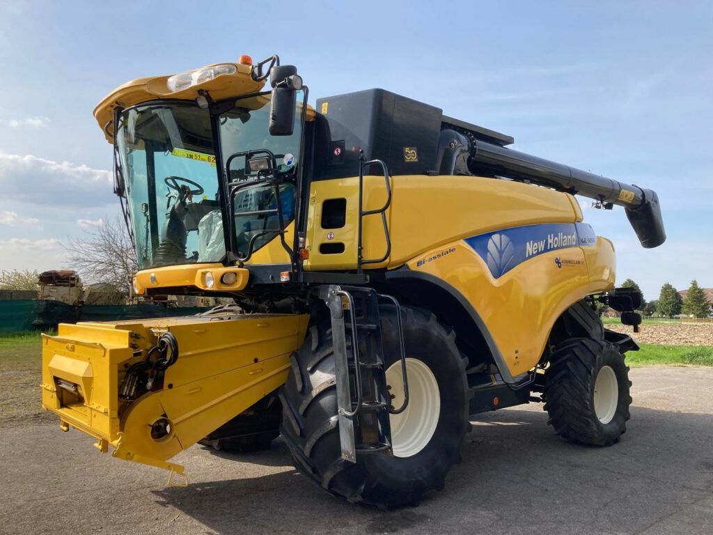 Mietitrebbia New Holland CR9060e telaio 761668031