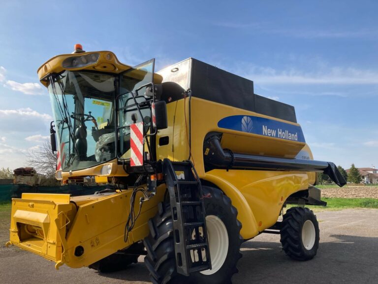 Mietitrebbia New Holland CS540 telaio 281492007