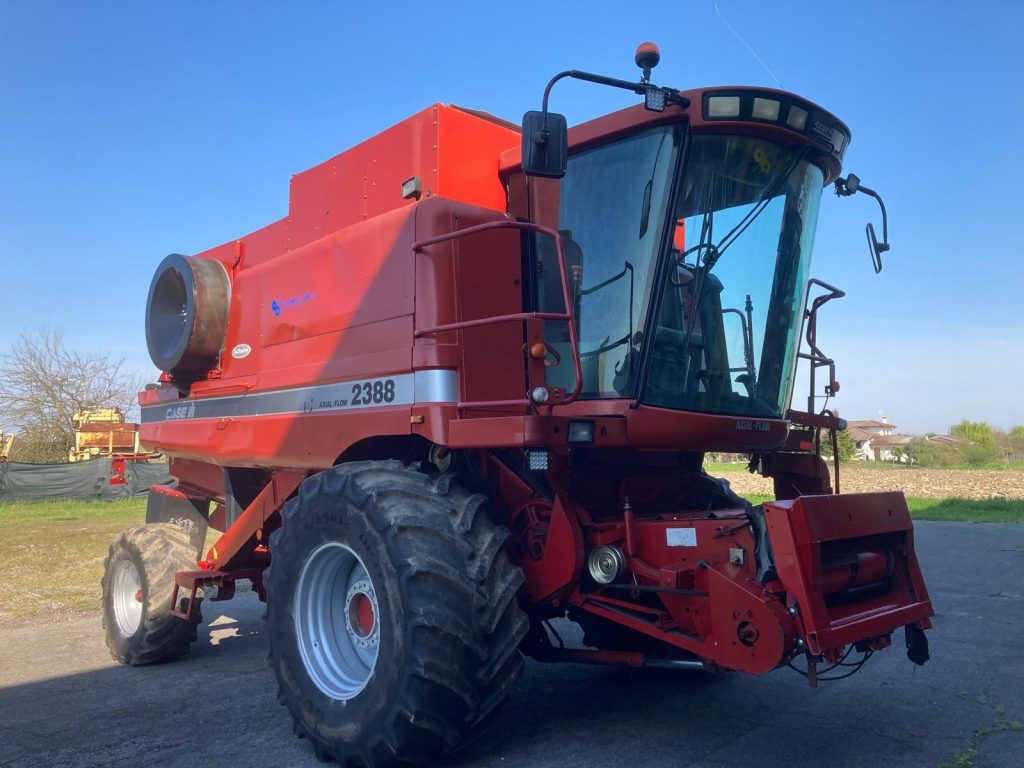 Mietitrebbia CASE 2388E telaio HAJ295515 – Funzionante