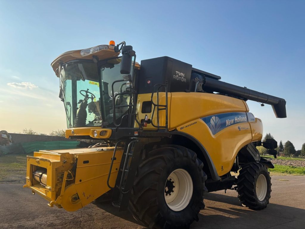 Mietitrebbia New Holland CR980 telaio 351512005 – Funzionante