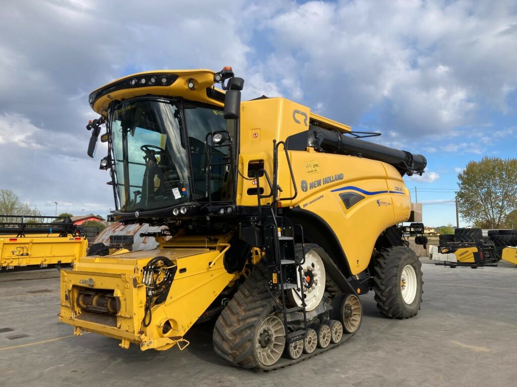 Mietitrebbia New Holland CR8.90 Track telaio HAFR898KJM2056001