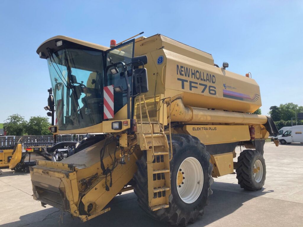 Mietitrebbia New Holland TF76 telaio 451210026